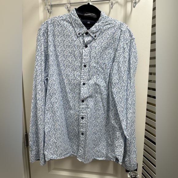 MBX Premium Goods Mens Button Down Shirt SZ L Blue/White Print - Picture 1 of 4
